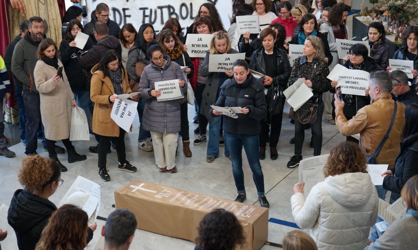 Moment de «l'enterrament de la RLT»