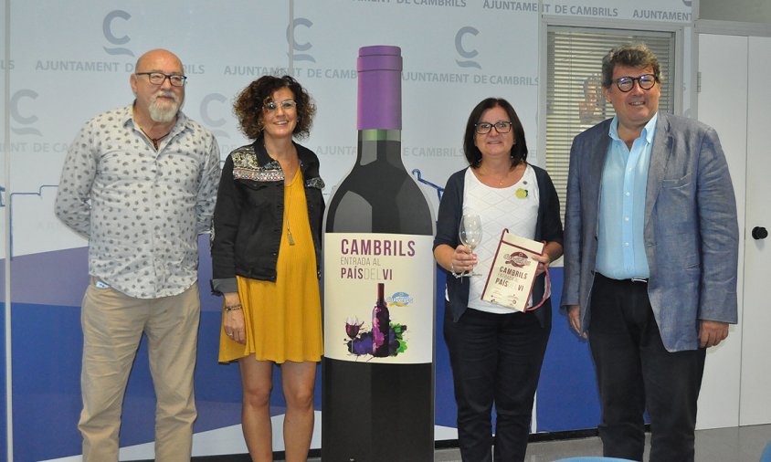 Presentació del País del Vi. D'esquerra a dreta: Joan Albert Campos, Mercè Dalmau, Camí Mendoza i Toni Badimon