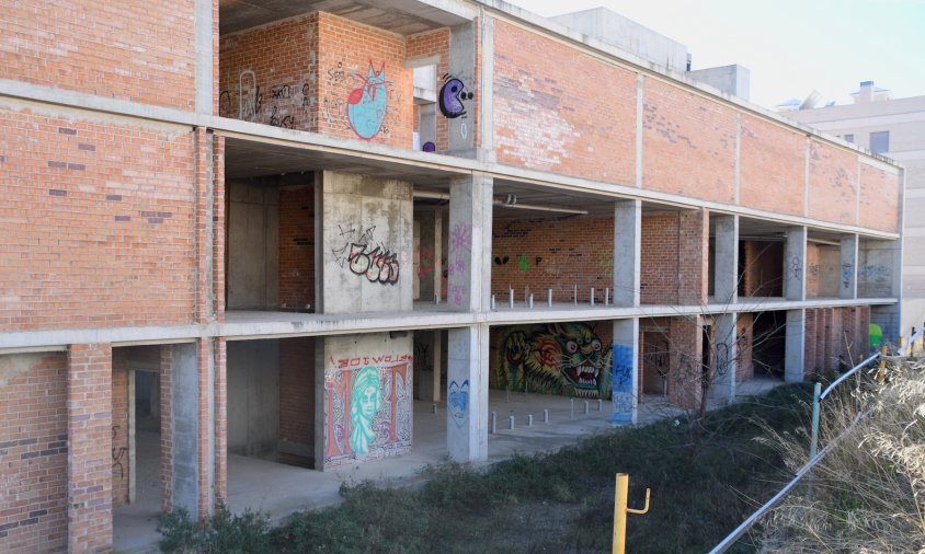 L'estructura del Teatre Auditori es va construir entre el 2008 i el 2011 i s'ha quedat així des d'aleshores