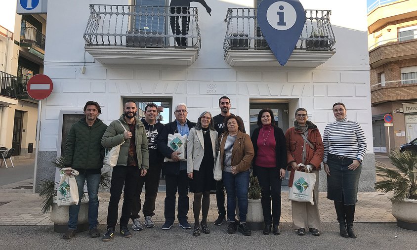 L'alcaldessa, Assumpció Castellví, amb bona part dels guardonats