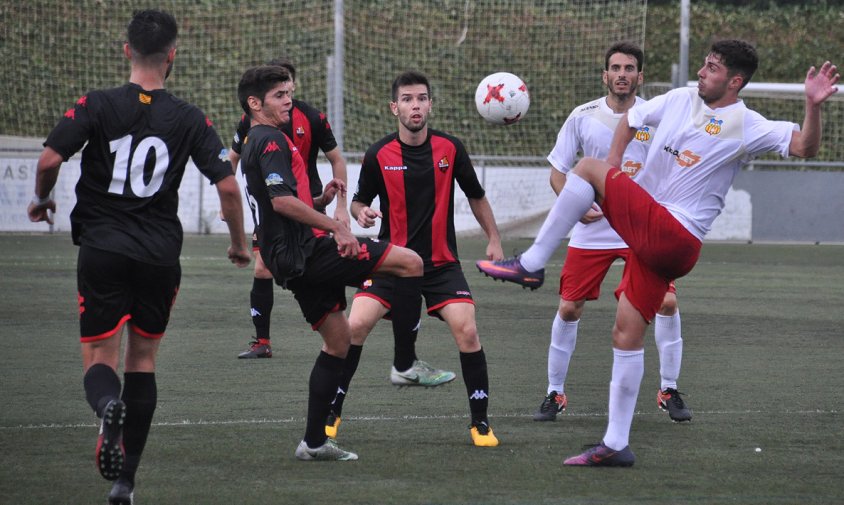 Imatge del partit disputat entre el Reus B Cambrils i el Vilafranca corresponent a la primera volta