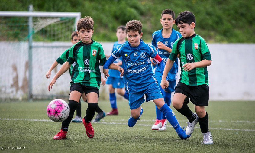 Partit de l'equip benjamí B contra l'Escola F. Sant Pere i Sant Pau