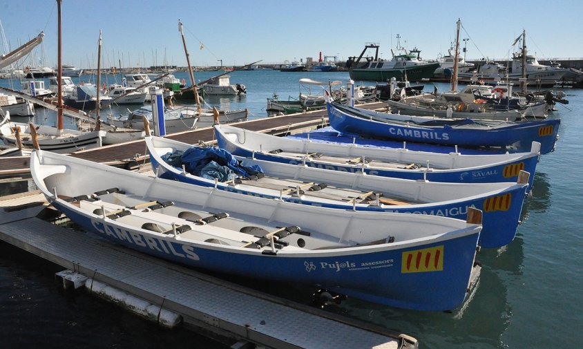 Embarcacions dels Vogadors Vent d'Estrop al Port de Cambrils