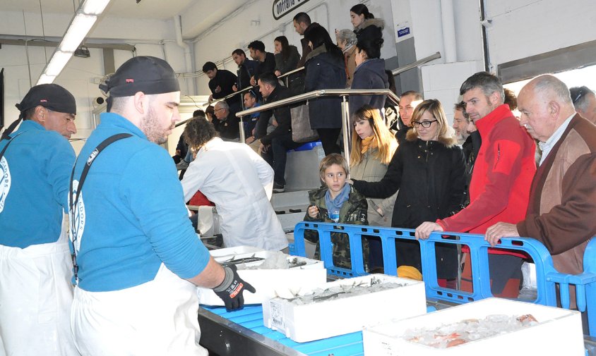 Un moment de la visita guiada a la Confraria de Pescadors, el passat divendres a la tarda