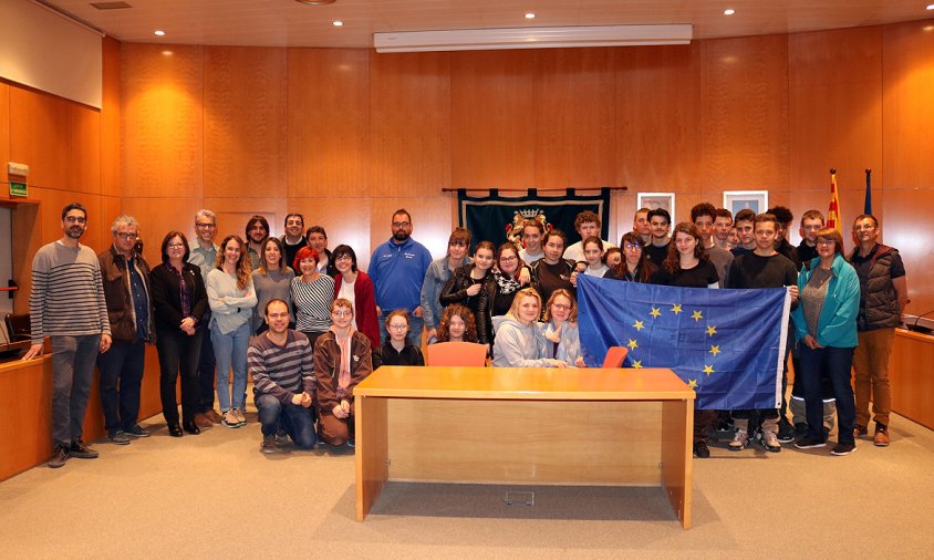 Recepció dels alumnes a la sala de plens del consistori