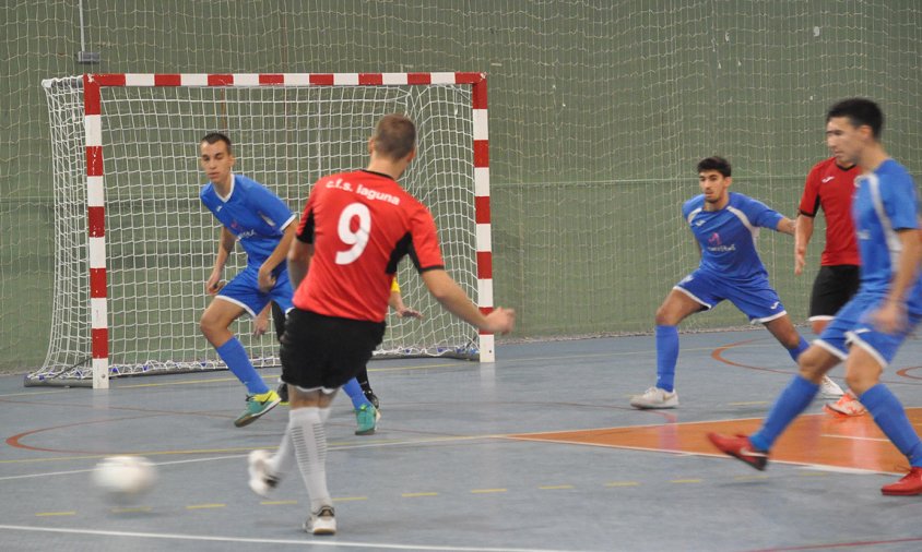 Imatge del partit de la primera volta de la lliga entre el Laguna i el Maristes Montserrat Lleida, disputat el passat novembre
