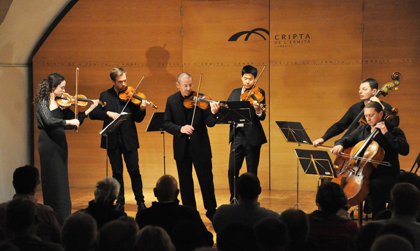 L'Orquestra Filharmònica de Cambra de Colònia va actuar ahir al vespre, a la Cripta