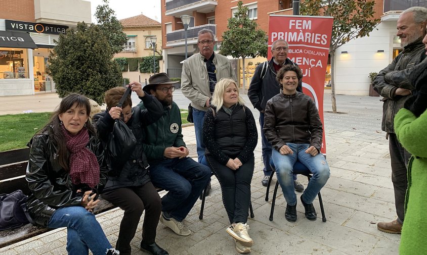 La xerrada al carrer de Primàries Cambrils es va iniciar a la plaça de Mossèn Joan Batalla, el passat dimecres a la tarda