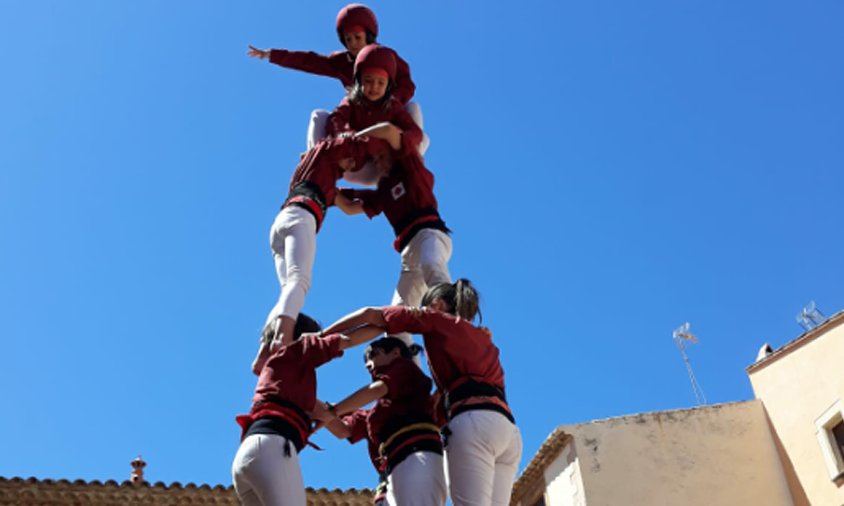 3 de 6 dels Xiquets de Cambrils, a Altafulla