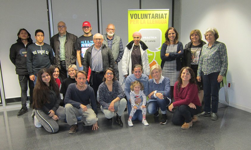 Foto de grup de participants al programa Voluntariat per la llengua