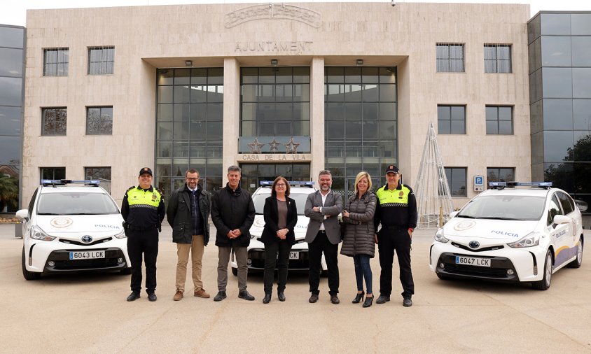 Presentació dels tres nous vehicles de la Policia Local, ahir al matí