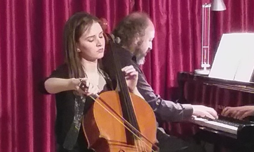 Àngela Guillén i Marc Torres, en el concert celebrat a l'Escola de Música, aquest passat dimarts