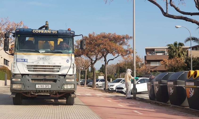 Ahir es va fer una desinfecció intensiva a determinades zones de Vilafortuny