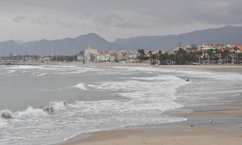 Platja del Regueral, ahir al migdia