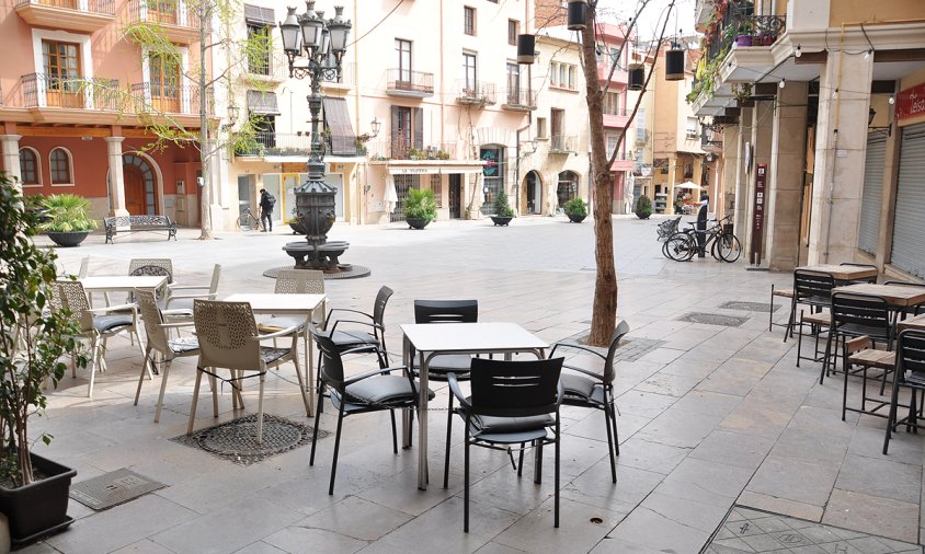 Aspecte de la plaça de la Vila en aquest període de confinament