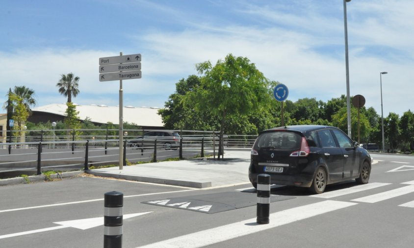 Pas reductor de velocitat a l'avinguda del passeig La Salle