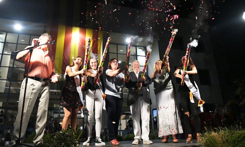 Imatge de l'acte del pregó de la Festa Major de la Mare de Déu del Camí de l'any passat, en el que el pregoner va ser l'actor Joan Pera