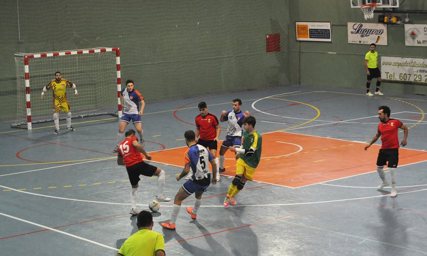 Partit entre el Laguna i el Sant Sadurní, disputat el passat dissabte a la tarda