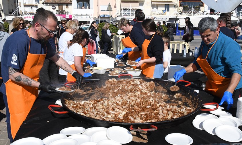 Imatge de la galerada popular al port, el 23 de febrer de 2020