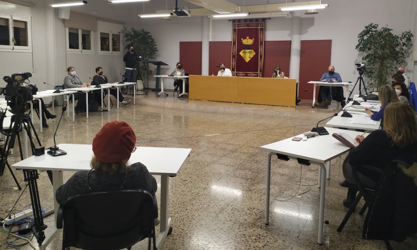 Imatge de la sessió plenària a l'Ajuntament de Vandellòs i l'Hospitalet de l'Infant, el passat dijous