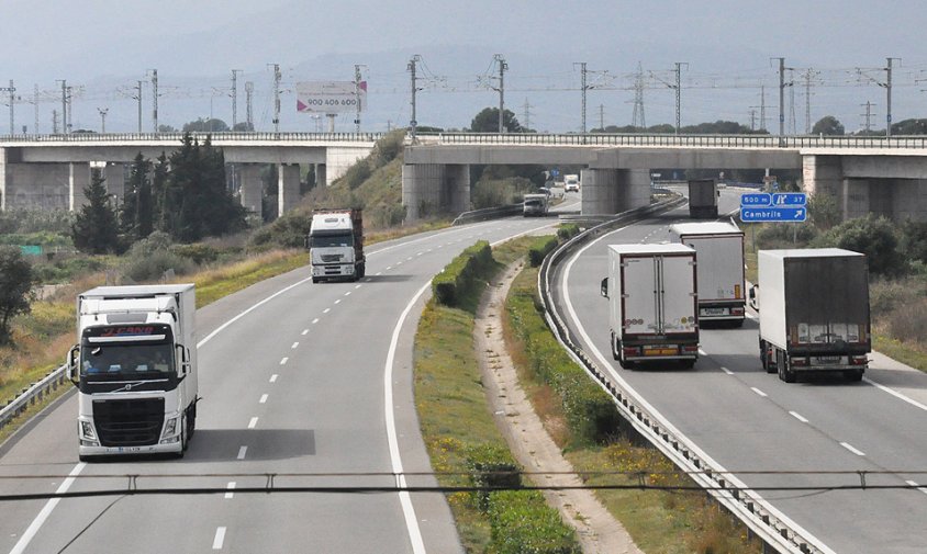 Tram de l'autopista Ap-7 al seu pas pel terme municipal de Cambrils