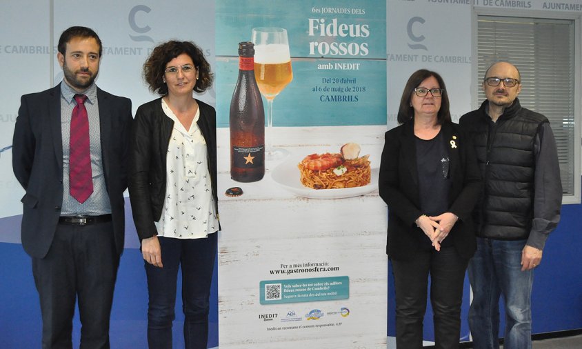 Presentació de les Jornades dels fideus rossos, ahir al matí. D'esquerra a dreta: Daniel Martín, Mercè Dalmau, Camí Mendoza i Pep Pellicer