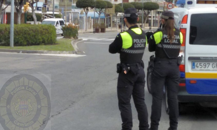 Imatge d'arxiu d'agents de la Policia Local de Cambrils