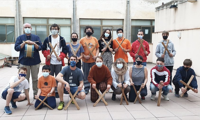 Els components del Ball de Bastons que van participar a l'assaig de divendres passat