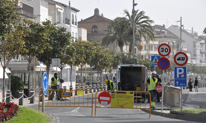 L'accés a la façana del port s'ha tallat aquest matí