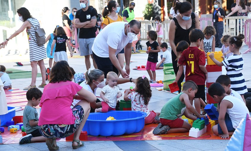 La plaça del Pòsit va acollir els jocs per a la canalla