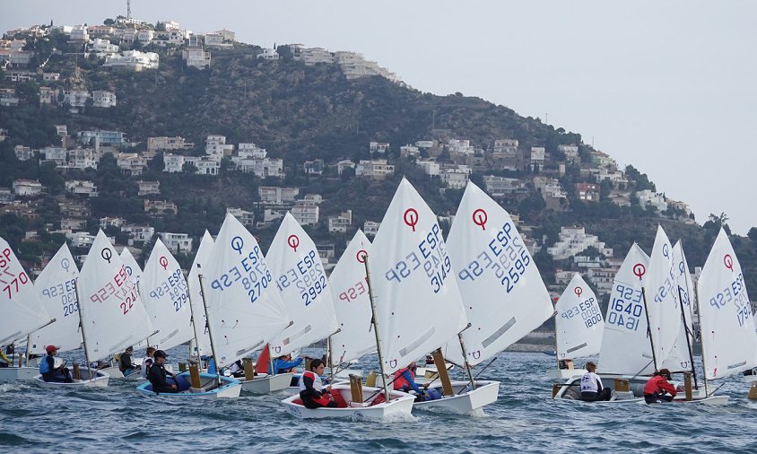 Imatge de la regata disputada a Roses el passat cap de setmana