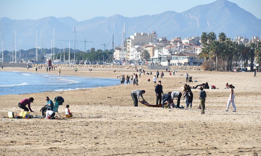 Imatge de la platja del Regueral ahir a mig matí