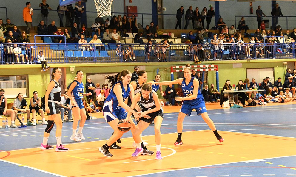 El Cofran 95 CB Cambrils femení perd davant l'Amposta després de dominar durant tres períodes del partit